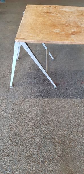 Table d’architecte, plateau bois contreplaqué...