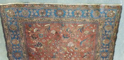 IRAN ?

Tapis laine et soie à décor de volatiles...