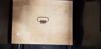 Un ensemble de méccano anciens dans une boîte...