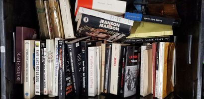 3 caisses de livres brochés : littérature...