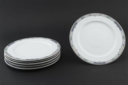 Paul BOCUSE, 
Six grandes assiettes en porcelaine...
