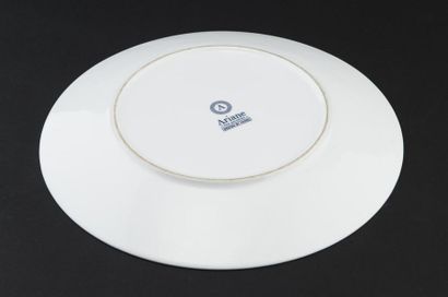 Paul BOCUSE
Important service de table en...