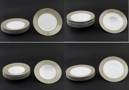 Paul BOCUSE
Important service de table en...