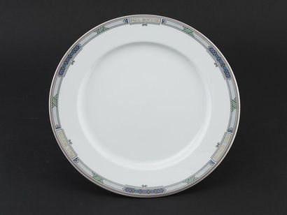 Paul BOCUSE, 
Six grandes assiettes en porcelaine...