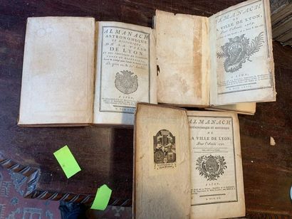 Lot de 3 Almanachs de Lyon XVIIIe : 1758...