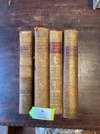 Lot de 4 Almanachs de Lyon XIXe : 1824 -...