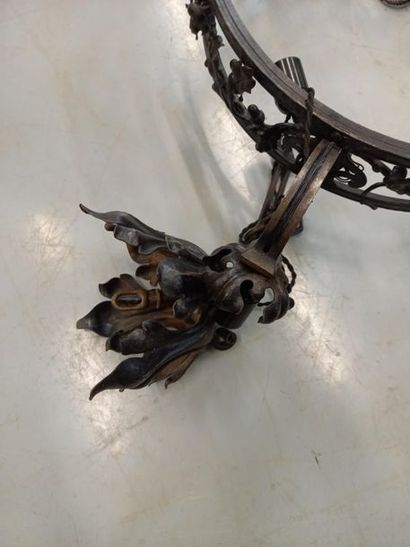 Suspension en fer forgé à 3 feux
D : 53 ...
