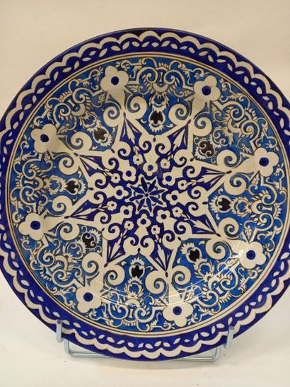 Plat à motif ottoman bleu
D : 31 cm