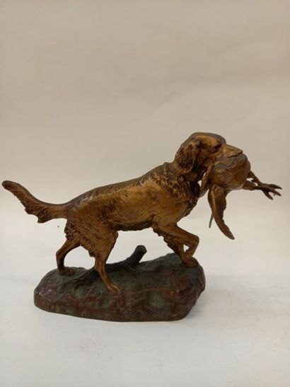 LIENARD
Chien et gibier 
Signé
H : 23 cm