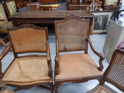 2 fauteuils et 2 chaises canées