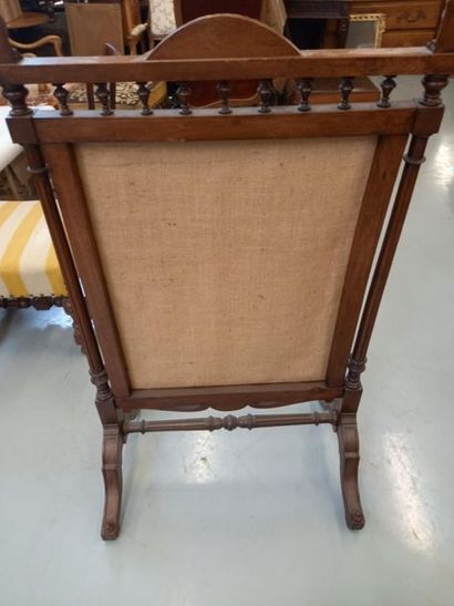 Parefeu de cheminée à décor de fleurs en...
