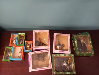 Starlux 10 figurines dans leurs boites