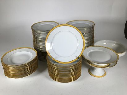 Service de table en porcelaine jaune blanche...