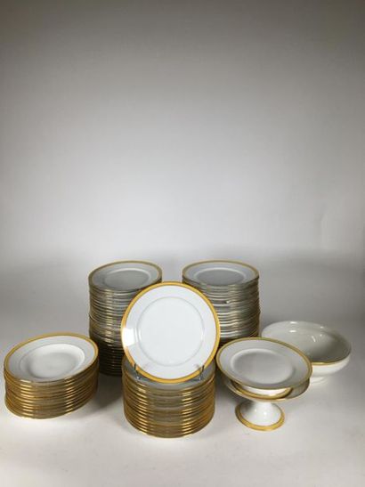 Service de table en porcelaine jaune blanche...
