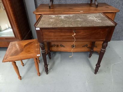 Table desserte plateau marbre ouvrant par...