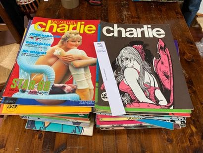 Charlie. Un ensemble de 80 numéros. Epoques...