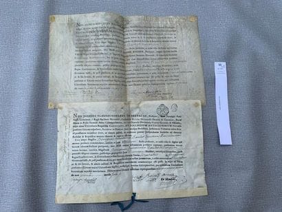 2 diplômes ecclésiastiques sur vélin.