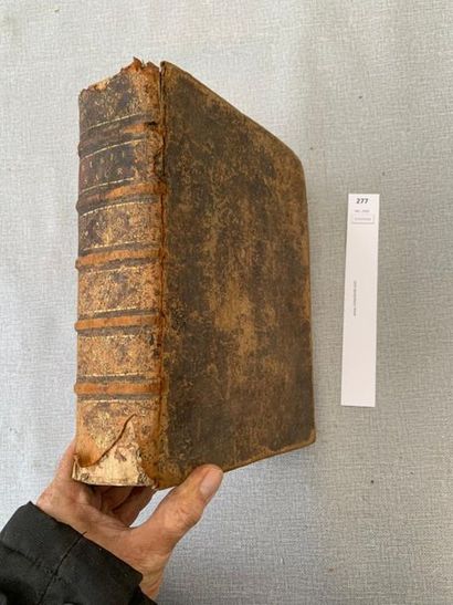 Biblia Sacra. Un volume in-4 relié cuir....