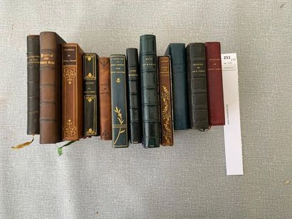 Un ensemble de 12 volumes religieux XIXe...