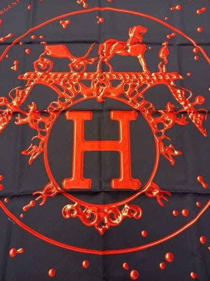 HERMES Paris made in france
Carré de soie...