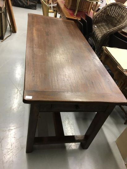 Table de ferme avec un tiroir
h : L : 180...