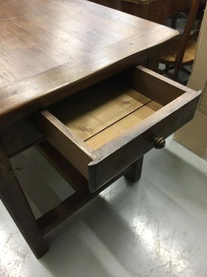 Table de ferme avec un tiroir
h : L : 180...