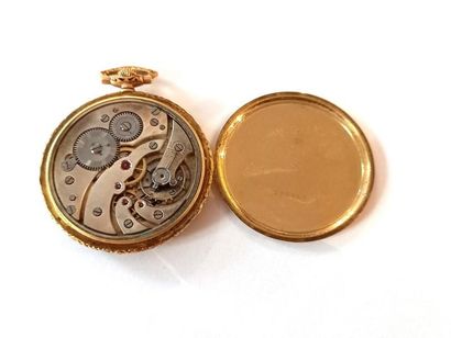 Montre extra-plate en or 
Poids brut : 4...