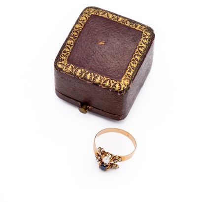 Bague croisée en or rose 18 K (750), ornée...
