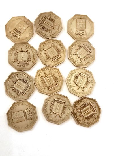 12 jetons de NOTAIRE de BOURG en argent 1...