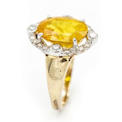 Bague en or blanc (750) 18K, ornée d'un saphir...