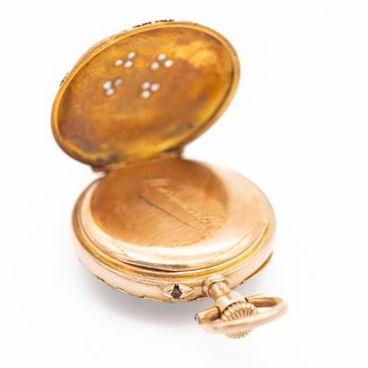 Montre de col en or jaune 18 K (750) à deux...
