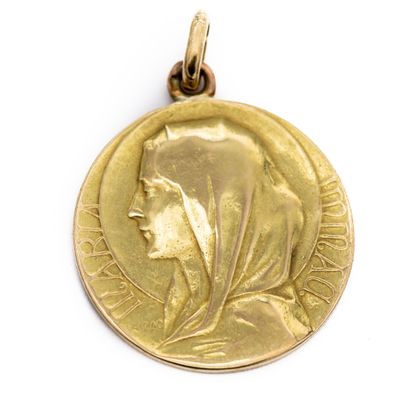 TAIRAC signée. Pendentif en or jaune 18 K...