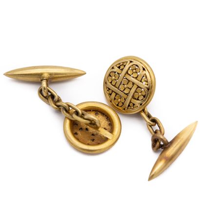 Paire de boutons de manchettes en or jaune...