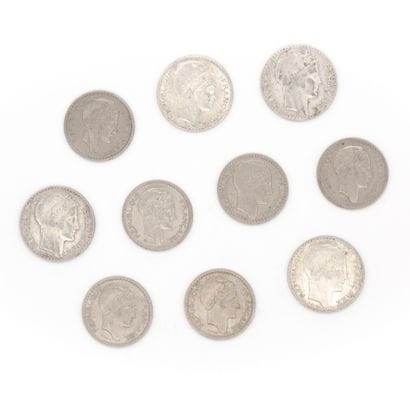 Lot de pièces d'argent dont

Dix pièces de...