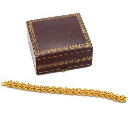 Bracelet en or jaune, mat 18 K (750) maillons...