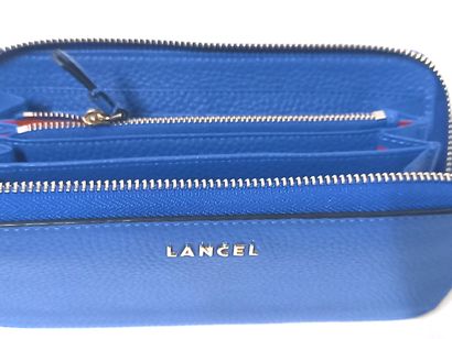 LANCEL sac seau Le Huit en cuir de vachette...