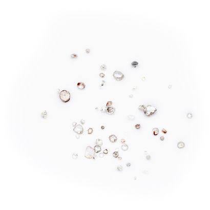 Lot de diamants de différentes tailles et...