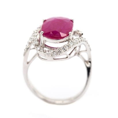 Bague ovale ajourée en or blanc (750) 18K,...