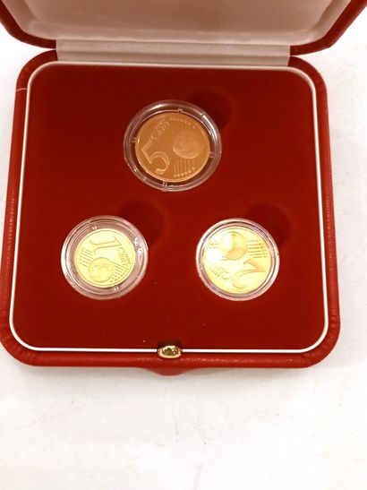 Série FDC BU 2001 et coffret MONACO B E 2005....