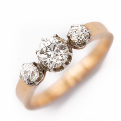 Bague en or jaune 18 K (750), trilogie de...
