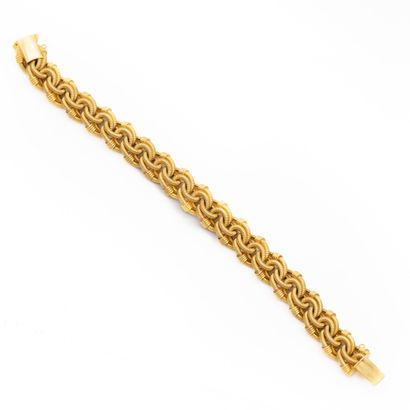 Bracelet en or jaune, mat 18 K (750) maillons...