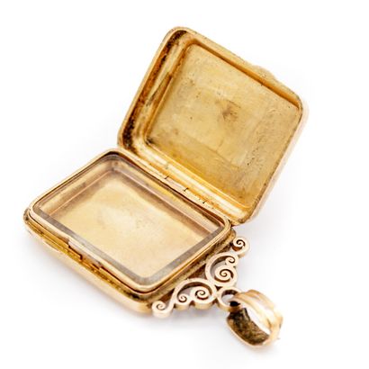 Pendentif porte photos en or jaune (750)...