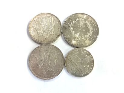 4 pièces d'aergent moderne