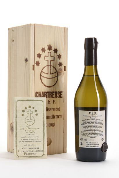 1 B CHARTREUSE JAUNE V.E.P. 50 cl (Caisse...