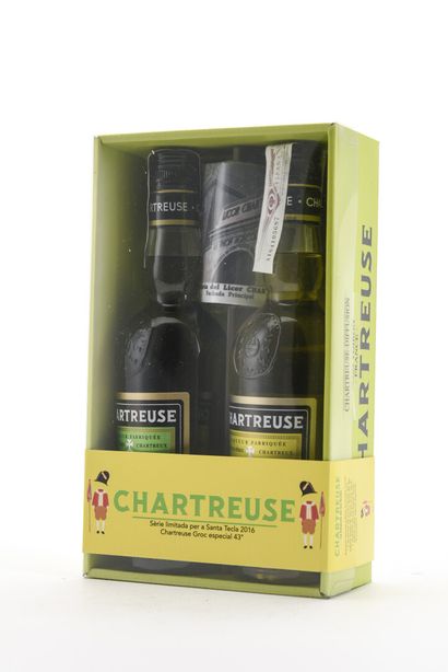 LOT COMPRENANT 2 BOUTEILLES DE CHARTREUSES...