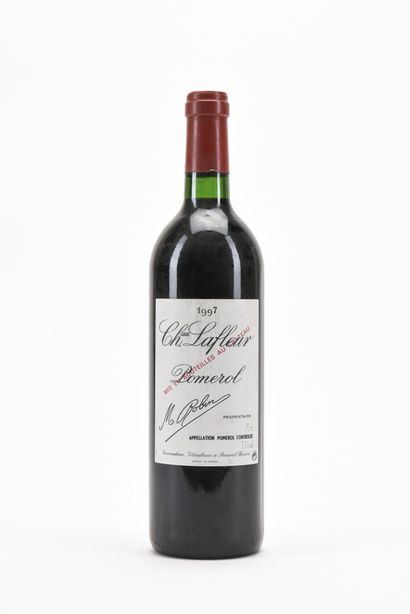 1 B CHÂTEAU LAFLEUR (e.t.h. légères) Pomerol...