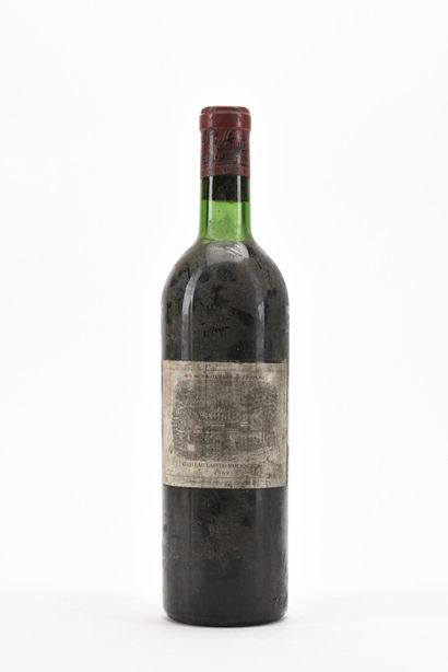 1 B CHÂTEAU LAFITE ROTHSCHILD (T.L.B; e.t.h.)...