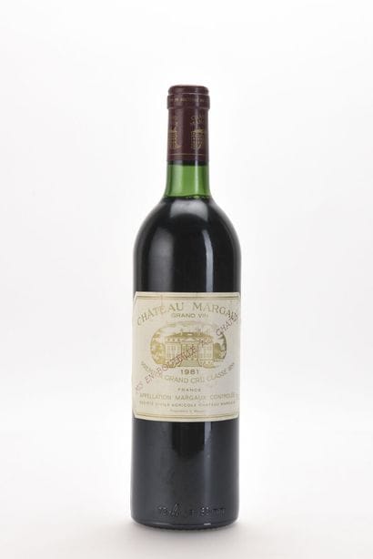 1 B CHÂTEAU MARGAUX (T.L.B.+; e.t.h.) GCC1...