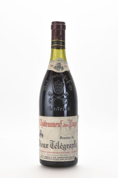 1 B CHÂTEAUNEUF DU PAPE Rouge (2,8 cm; e.t.a;...