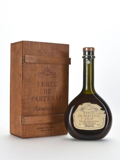1 B GRAND ARMAGNAC 70 cl 40% (Caisse Bois...